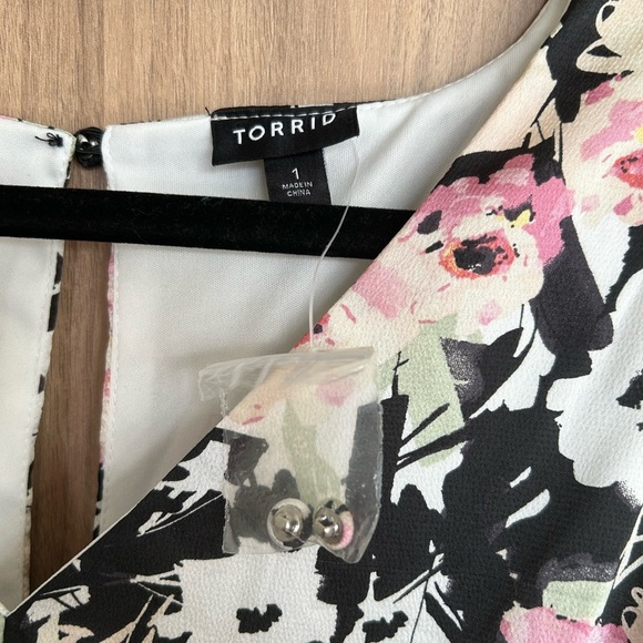 New Torrid 3 Mini Bubble Charmeuse Floral Babydoll Dress 14-16 1x lined silky - Picture 7 of 15